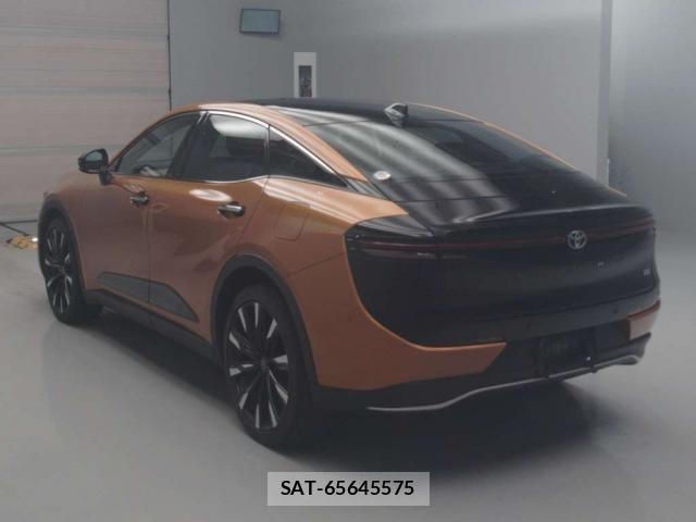 Toyota Crown Crossover 2023-07 8343759-1