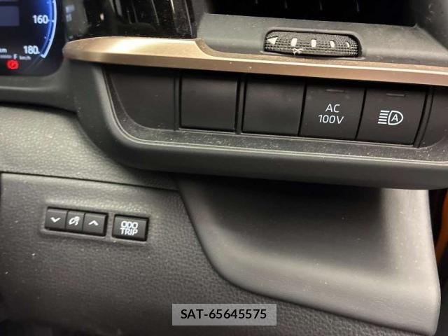 Toyota Crown Crossover 2023-07 8343759-8