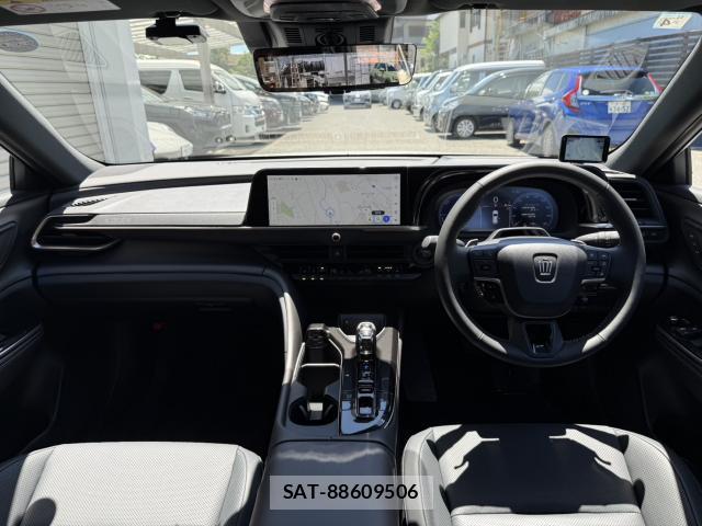 Toyota CROWN ESTATE 2025-03 8342373-2