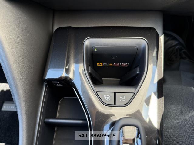 Toyota CROWN ESTATE 2025-03 8342373-6