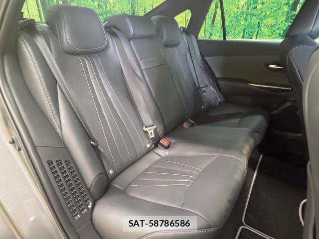 Toyota CROWN HYBRID 2021-09 8342025-8