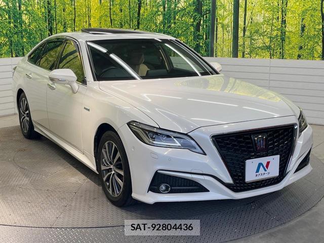 Toyota CROWN HYBRID 2019-04 8342026-15