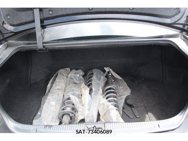 Toyota CROWN HYBRID 2013-09 8342066-19