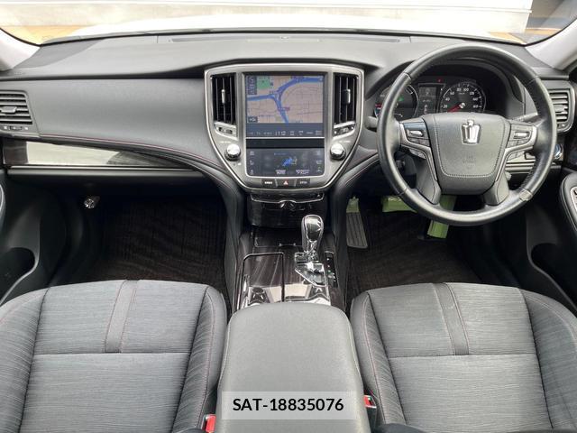 Toyota CROWN HYBRID 2016-02 8342830-1