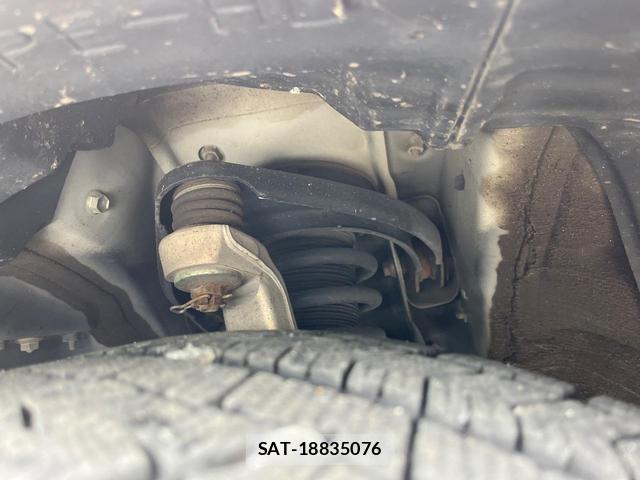 Toyota CROWN HYBRID 2016-02 8342830-19