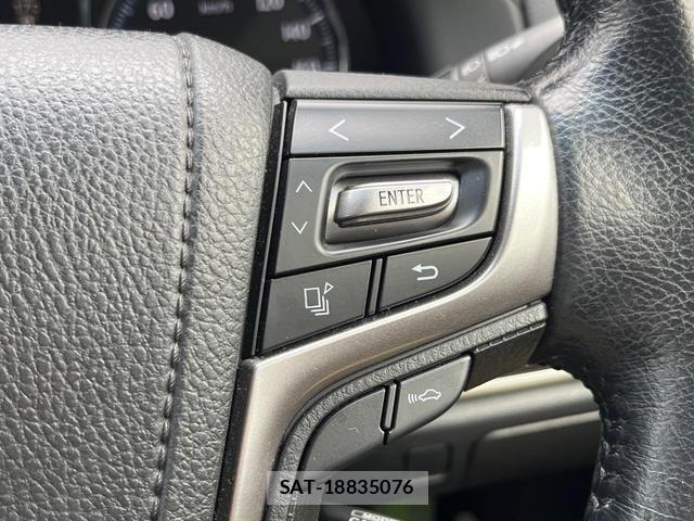 Toyota CROWN HYBRID 2016-02 8342830-4