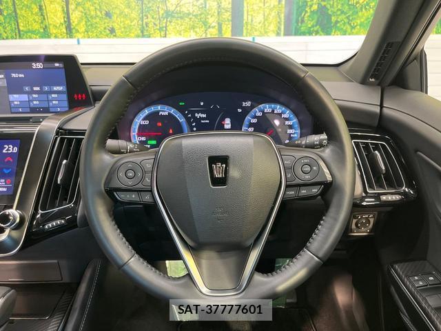 Toyota CROWN HYBRID 2018-09 8342831-11