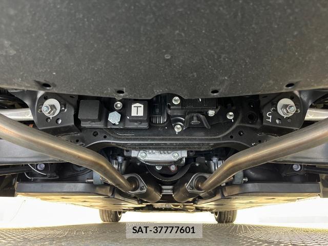Toyota CROWN HYBRID 2018-09 8342831-18