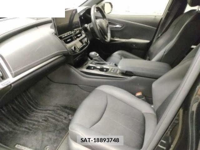 Toyota CROWN HYBRID 2021-07 8342999-3