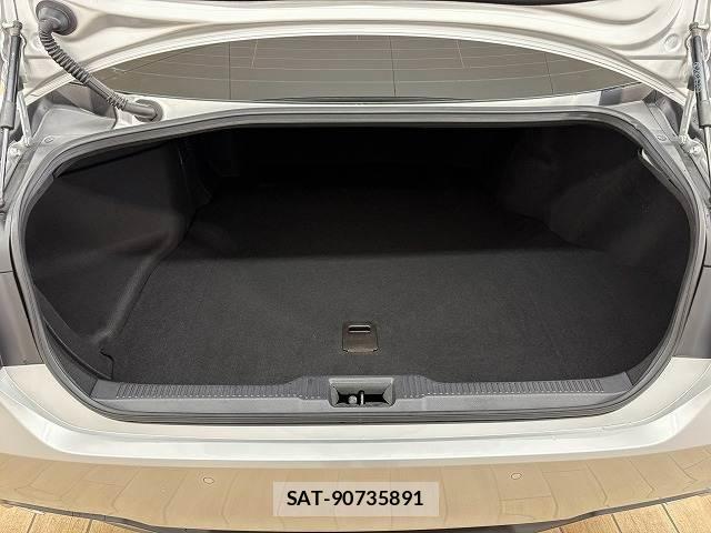 Toyota CROWN HYBRID 2021-11 8343244-12