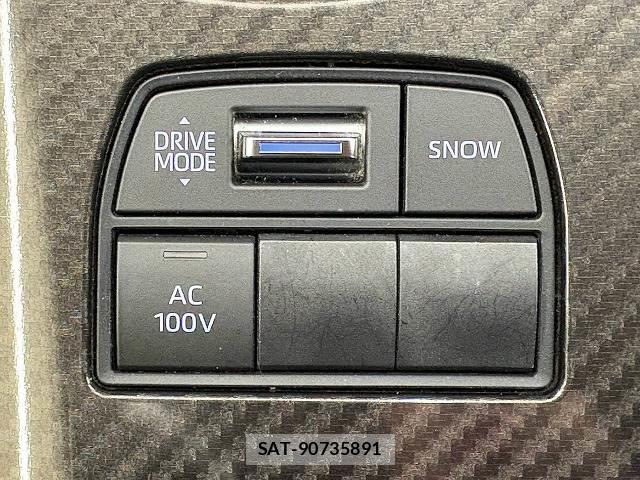 Toyota CROWN HYBRID 2021-11 8343244-4