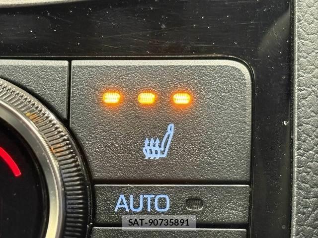 Toyota CROWN HYBRID 2021-11 8343244-6