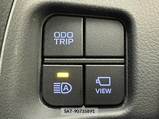Toyota CROWN HYBRID 2021-11 8343244-7
