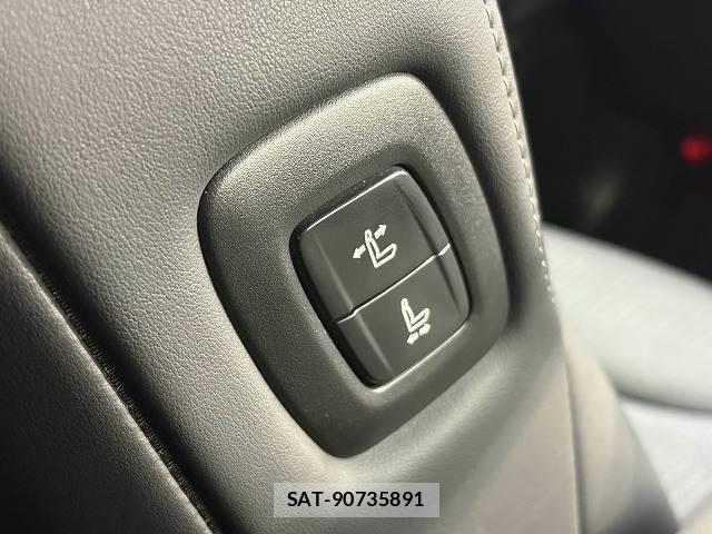 Toyota CROWN HYBRID 2021-11 8343244-8