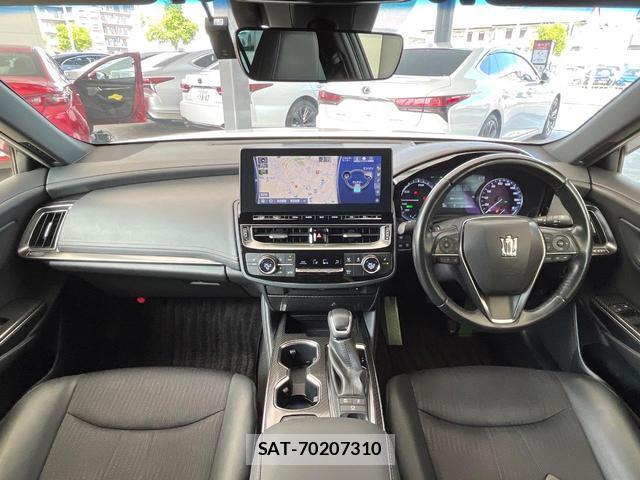 Toyota CROWN HYBRID 2021-01 8343846-1