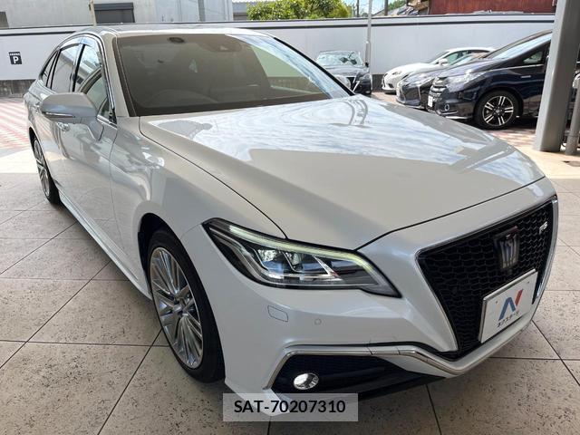 Toyota CROWN HYBRID 2021-01 8343846-12