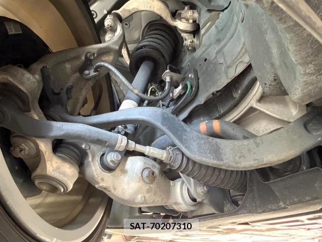 Toyota CROWN HYBRID 2021-01 8343846-19
