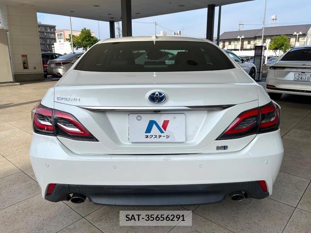 Toyota CROWN HYBRID 2020-07 8343847-14