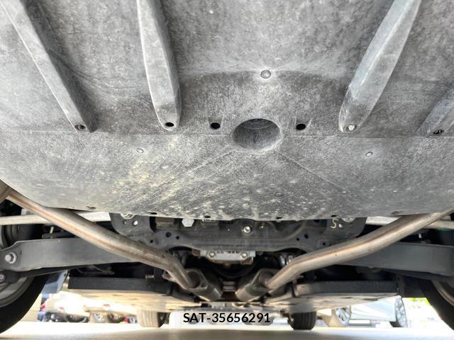 Toyota CROWN HYBRID 2020-07 8343847-18