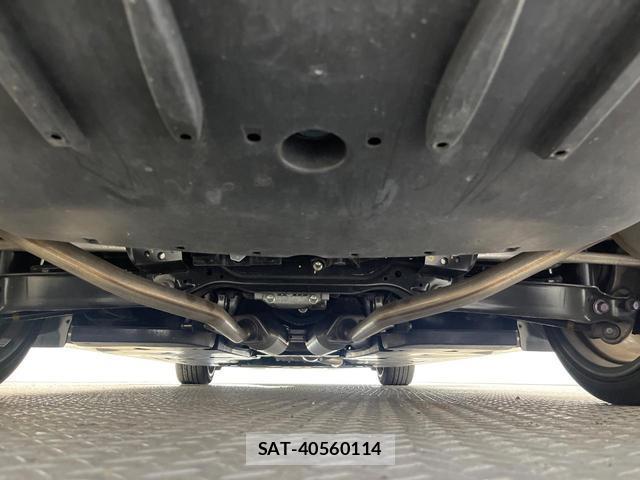 Toyota CROWN HYBRID 2018-12 8344289-17