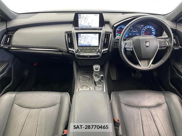 Toyota CROWN HYBRID 2020-01 8344293-1