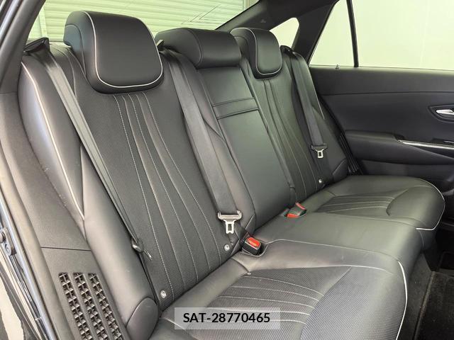 Toyota CROWN HYBRID 2020-01 8344293-9