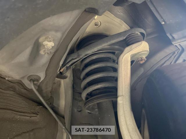 Toyota CROWN MAJESTA 2016-08 8342023-19