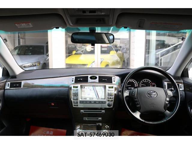 Toyota CROWN MAJESTA 2005-04 8342383-2