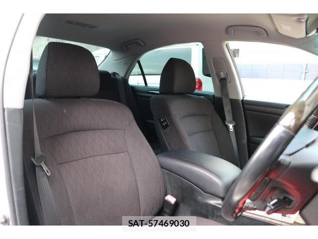 Toyota CROWN MAJESTA 2005-04 8342383-4