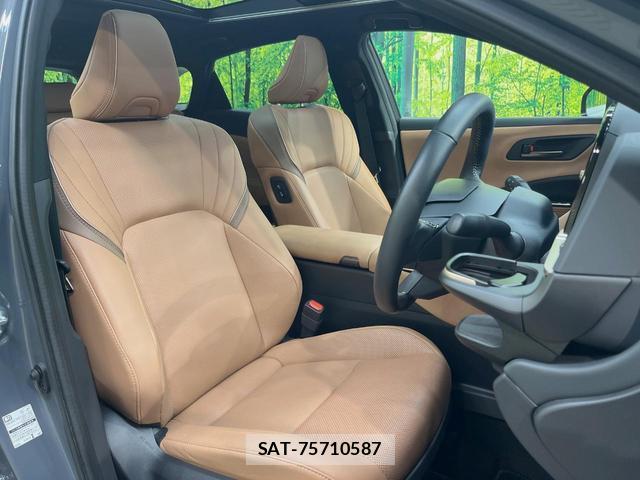 Toyota CROWN 2025-01 8342027-11