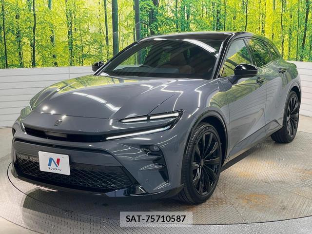 Toyota CROWN 2025-01 8342027-19