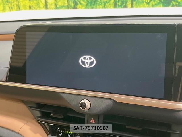 Toyota CROWN 2025-01 8342027-3