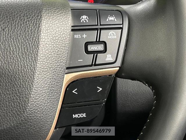 Toyota CROWN 2023-12 8342330-5