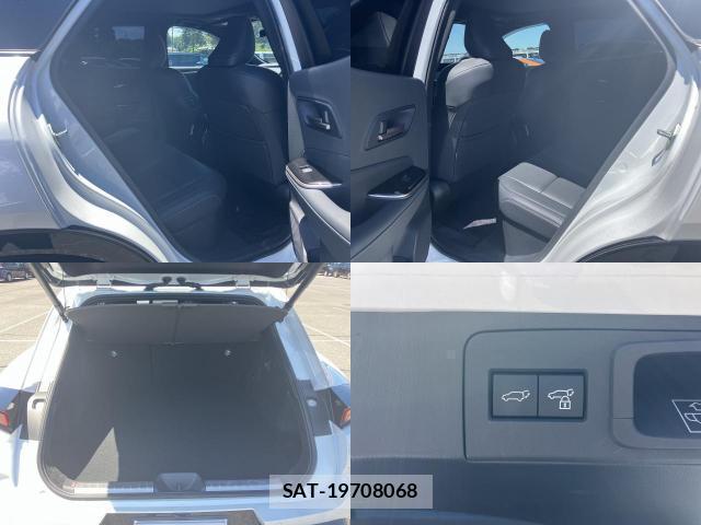 Toyota CROWN 2024-06 8342782-6
