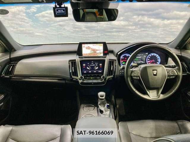 Toyota CROWN 2020-01 8342071-1