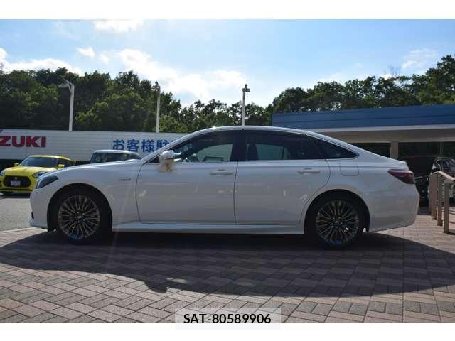 Toyota CROWN 2020-01 8343931-11