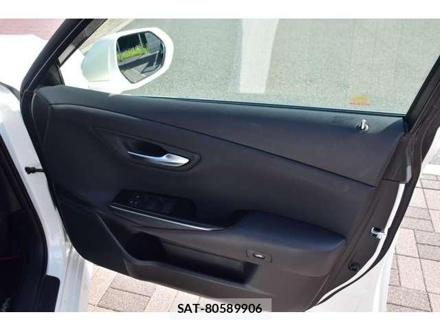 Toyota CROWN 2020-01 8343931-16