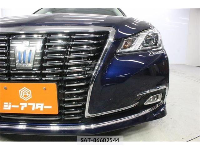 Toyota CROWN 2016-09 8344118-13