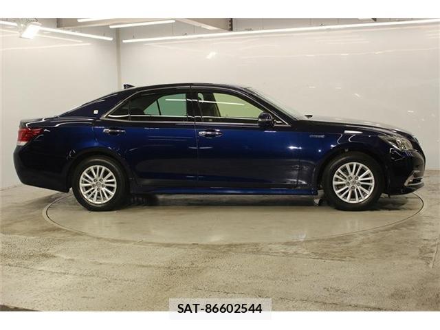 Toyota CROWN 2016-09 8344118-3