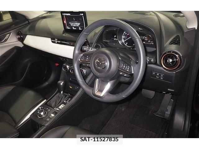 Mazda CX-3 2023-10 8342998-3