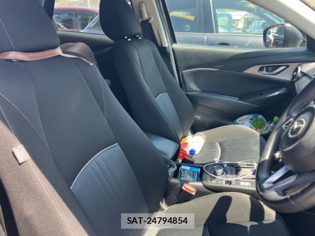 Mazda CX-3 2022-06 8343996-9