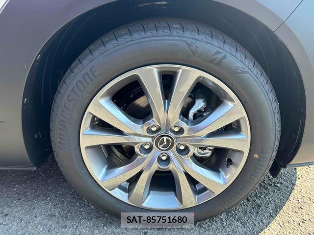 Mazda CX-30 2024-07 8343980-8