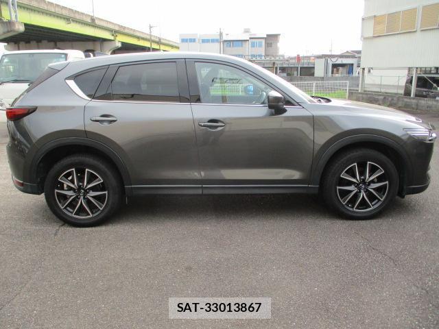 Mazda CX-5 2018-03 8343259-3