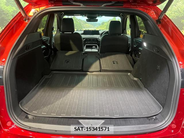 Mazda CX-60 2023-11 8343906-9