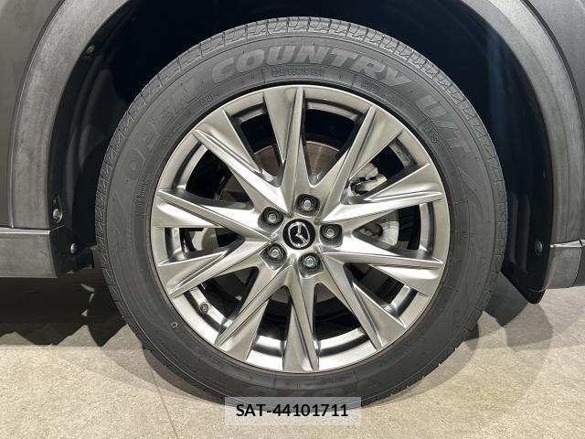 Mazda CX-8 2018-01 8344103-19