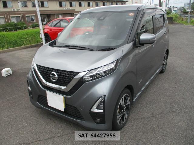 Nissan DAYZ 2021-12 8343258-11