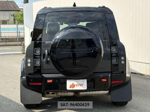 Land Rover DEFENDER 2024-04 8342279-10