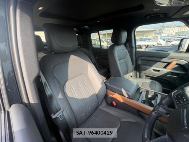 Land Rover DEFENDER 2024-04 8342279-5