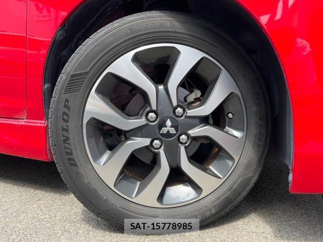 Mitsubishi DELICA 2017-10 8342406-13