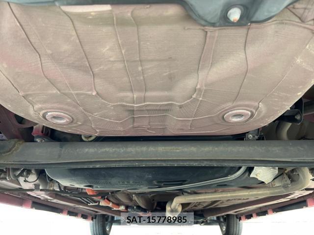 Mitsubishi DELICA 2017-10 8342406-19